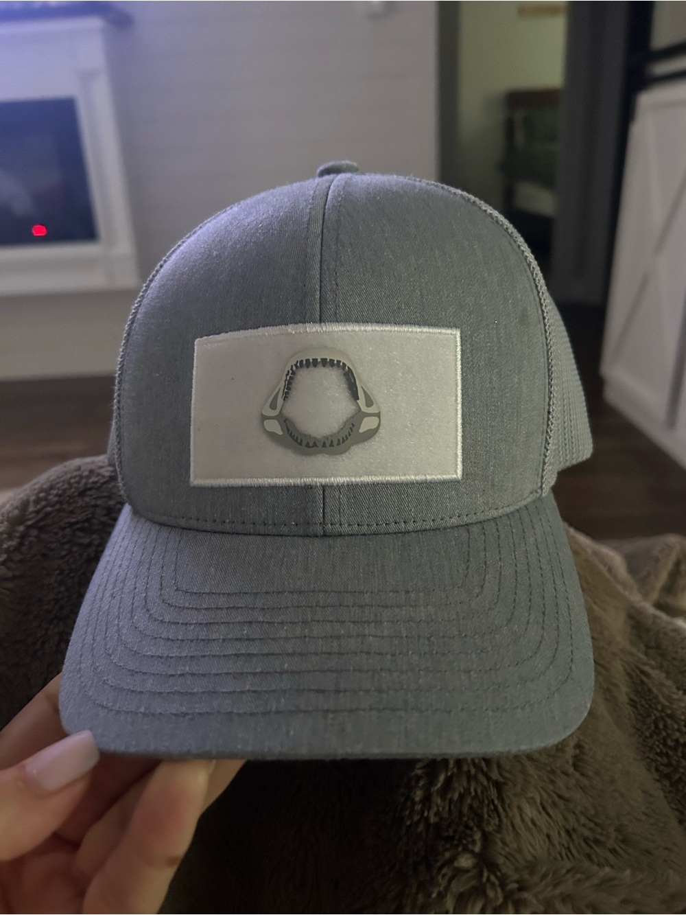NWOTS Men's Gray Trucker Hat with Shark Tooth Patch